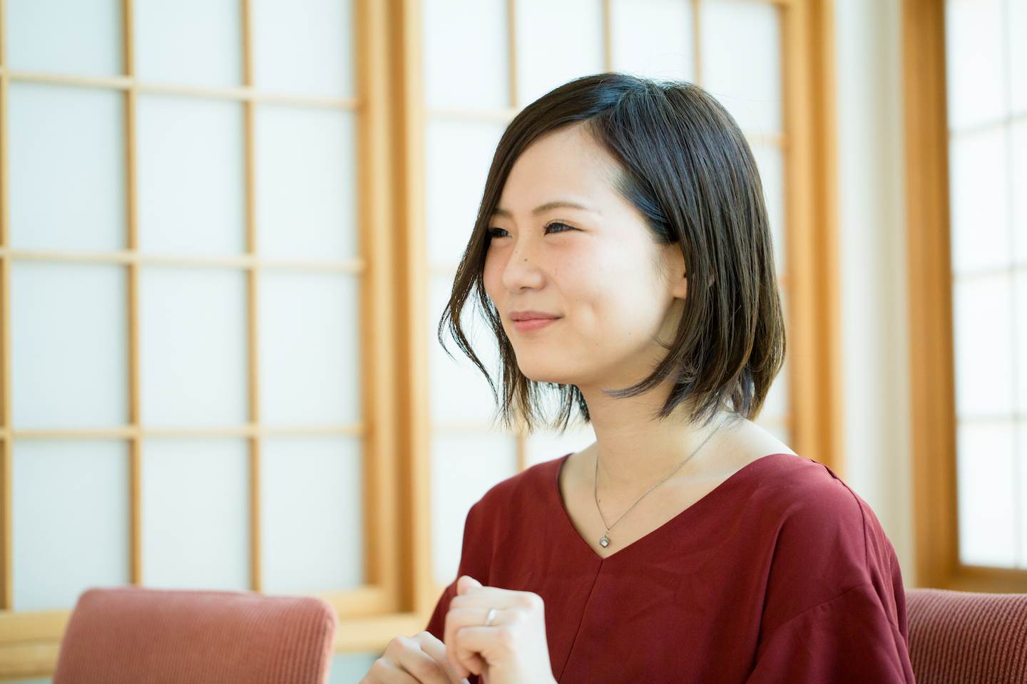 出本七瀬さん インタビュー風景