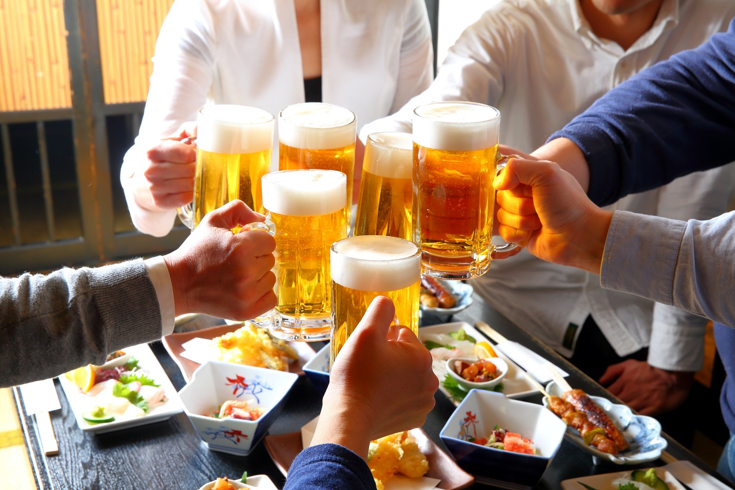居酒屋で二次会